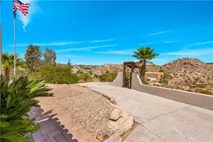 57045 Plaza Del Amigo, Yucca Valley, CA 92284 - Photo 13