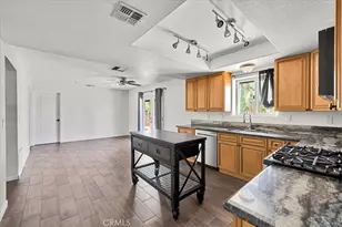 56388 Tamarisk Ave, Yucca Valley, CA 92284 - Photo 11
