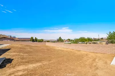 8469 Deer, Yucca Valley, CA 92284 - Photo 35