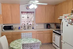 7715 Hopi Trail, Yucca Valley, CA 92284 - Photo 27