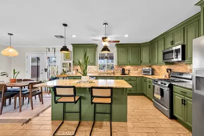 7433 Frontera Avenue, Yucca Valley, CA 92284 - Photo 11