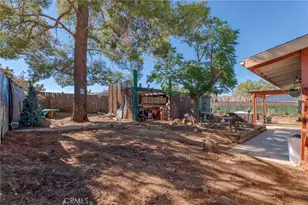 7896 Fox Trail, Yucca Valley, CA 92284 - Photo 35