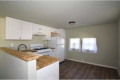 54999 Martinez Trail #20, Yucca Valley, CA 92284 - Photo 5