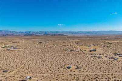 65055 Pluto Street, Joshua Tree, CA 92252 - Photo 11