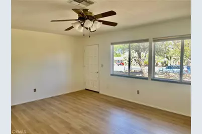 56433 Anaconda, Yucca Valley, CA 92284 - Photo 5