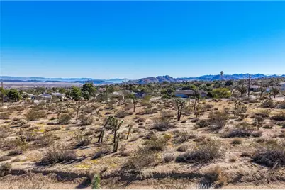 7442 Olympic Road, Joshua Tree, CA 92252 - Photo 9