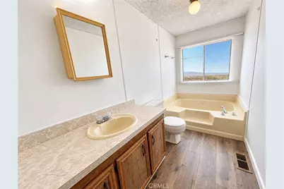60575 Joshua Tree Lane, Landers, CA 92285 - Photo 13