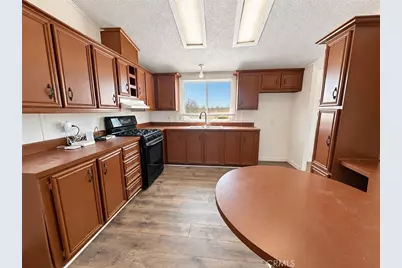 60575 Joshua Tree Lane, Landers, CA 92285 - Photo 9