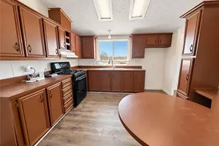 60575 Joshua Tree Ln, Landers, CA 92285 - Photo 9