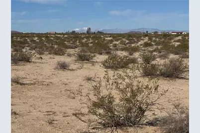3492 Meldora Avenue, 29 Palms MCB, CA 92277 - Photo 9