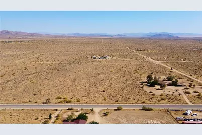 49 Aberdeen Drive, Yucca Valley, CA 92284 - Photo 5