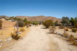49608 Recuerdo Ln, Morongo Valley, CA 92256 - Photo 37