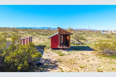 670 Ducor Avenue, Landers, CA 92285 - Photo 73