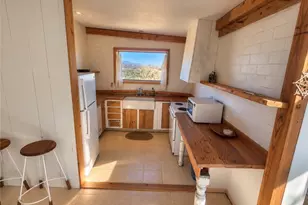 2073 Deer, Yucca Valley, CA 92284 - Photo 5