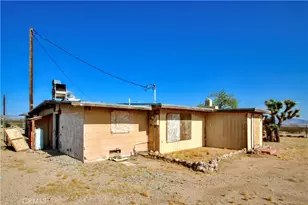 62105 Moon Dr, Joshua Tree, CA 92252 - Photo 9