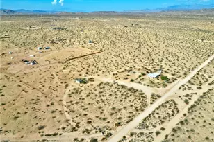 62107 Moon Dr, Joshua Tree, CA 92252 - Photo 9