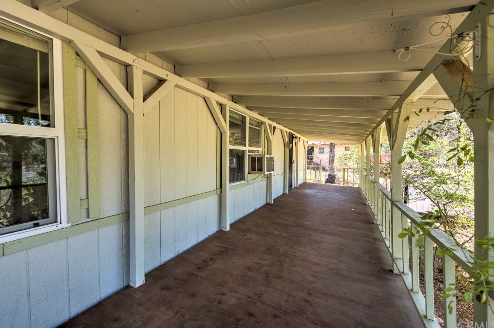 4278 Cedar Ave, Clearlake, CA 95422