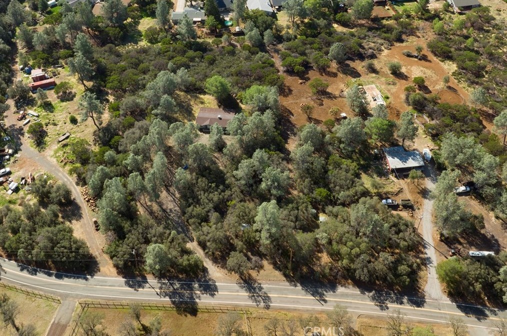 16122 Spruce Grove Rd, Lower Lake CA  95457-9558 exterior