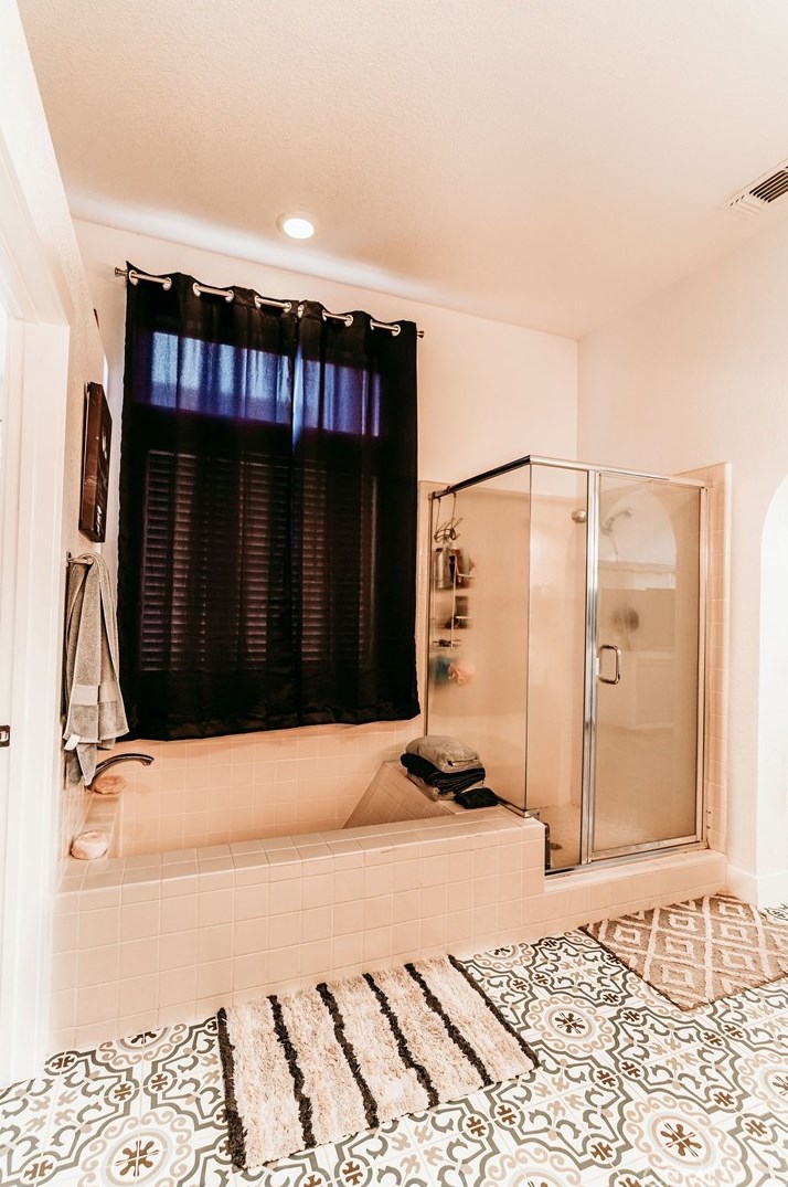 695 Summit Lakes Way, Galt CA  95632-3008 exterior