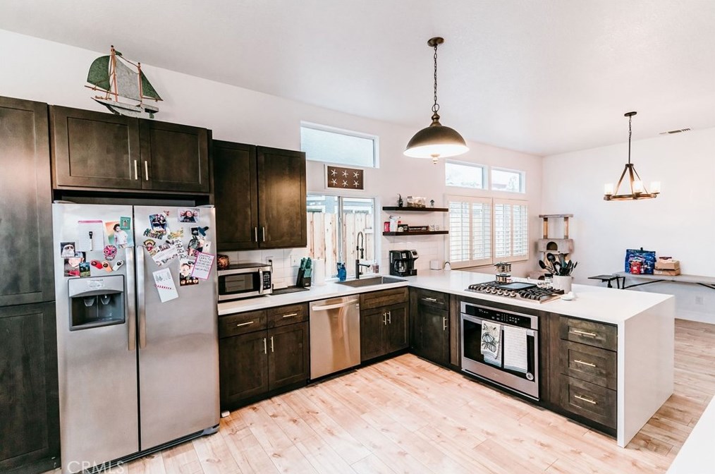 695 Summit Lakes Way, Galt CA  95632-3008 exterior