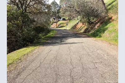 11705 Lakeview Drive, Clearlake Oaks, CA 95423 - Photo 3