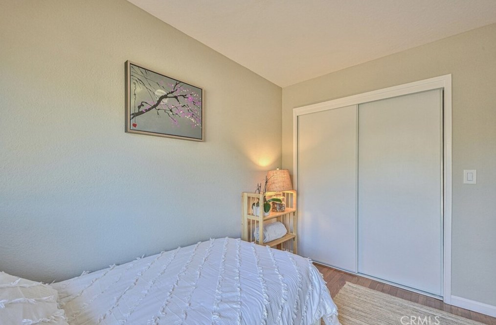 33 Montsalas Dr, Monterey CA  93940-5286 exterior