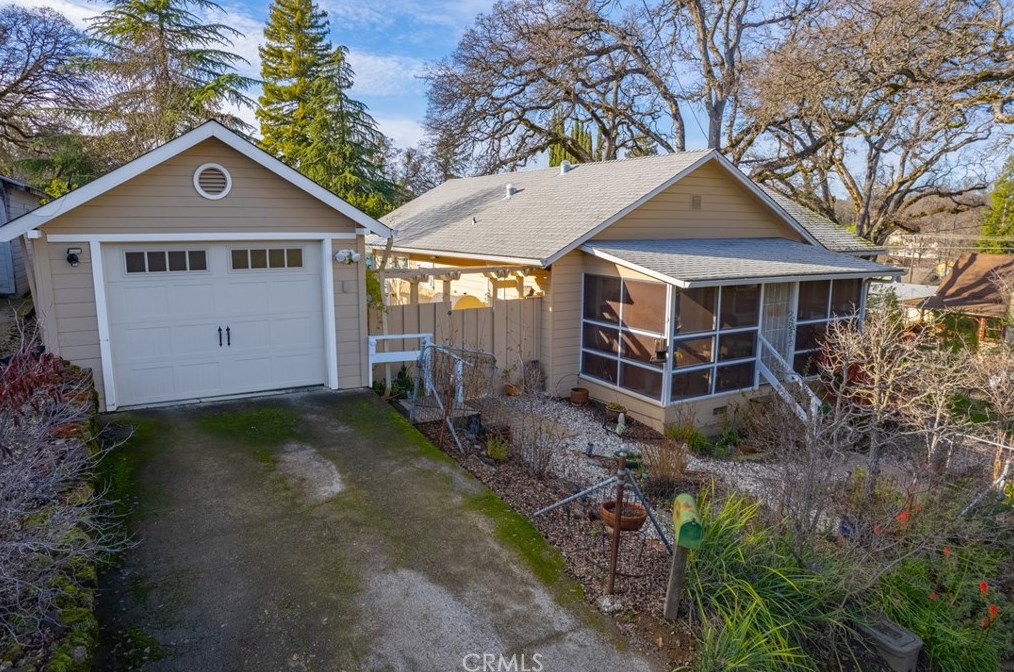 375 Brush St, Lakeport CA  95453-4626 exterior