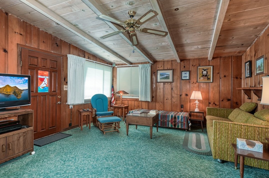 435 Esplanade St, Lakeport CA  95453-5305 exterior