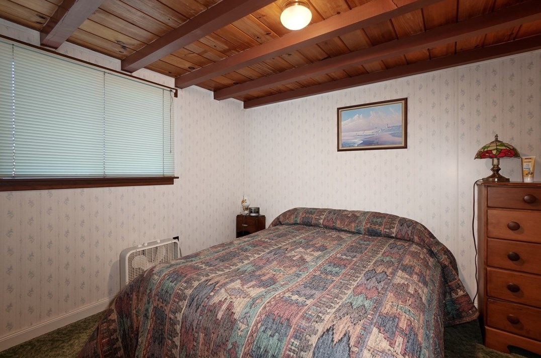 435 Esplanade St, Lakeport CA  95453-5305 exterior