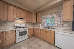 10401 Point Lakeview Rd, Kelseyville, CA 95451 - Photo 19