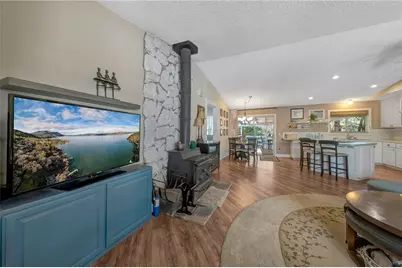 16675 Mountain View Drive, Cobb, CA 95426 - Photo 11