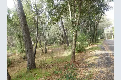 5834 Spruce Avenue, Clearlake, CA 95422 - Photo 3