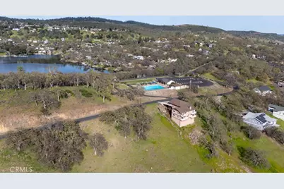 18619 Lakeridge Circle, Hidden Valley Lake, CA 95467 - Photo 15