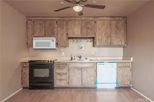 12410 Lakeview Dr, Clearlake Oaks, CA 95423 - Photo 13