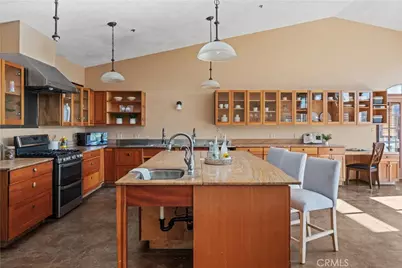 4300 Young Creek Road, Ukiah, CA 95482 - Photo 3