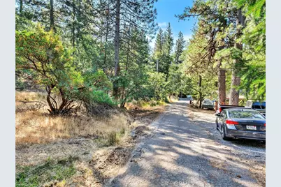 16370 Manzanita Court, Cobb, CA 95426 - Photo 11