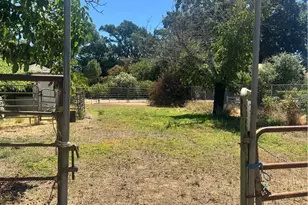 2955 Robin Ln, Clearlake, CA 95422 - Photo 3