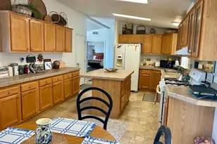 7061 Fairview Dr, Kelseyville, CA 95451 - Photo 9