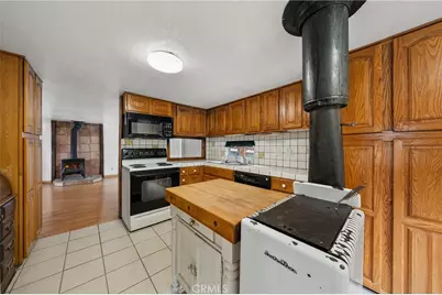 3155 Buckingham Way, Nice, CA 95464 - Photo 11