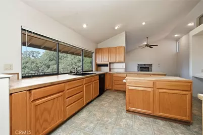 16261 Conestoga Road, Hidden Valley Lake, CA 95467 - Photo 17