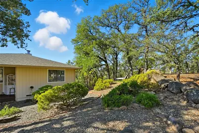 17937 Moon Hill Court, Hidden Valley Lake, CA 95467 - Photo 31