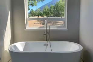 8155 Peninsula Dr, Kelseyville, CA 95451 - Photo 3