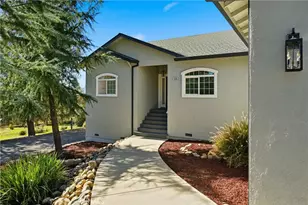 19285 Ravenhill, Hidden Valley Lake, CA 95467 - Photo 3