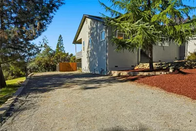 19285 Ravenhill, Hidden Valley Lake, CA 95467 - Photo 35