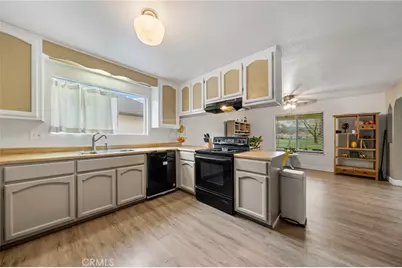 19425 Old Creek Road, Hidden Valley Lake, CA 95467 - Photo 13