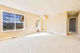 18642 Pin Oak Ct, Hidden Valley Lake, CA 95467 - Photo 5