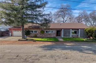 1070 24th St, Lakeport, CA 95453 - Photo 3