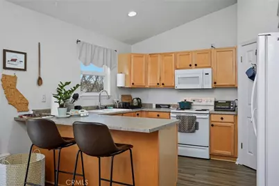 18286 North Shore Drive, Hidden Valley Lake, CA 95467 - Photo 11