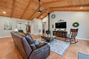 8863 Fox Dr, Cobb, CA 95426 - Photo 7