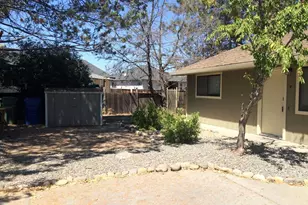 18735 Magnolia Ct, Hidden Valley Lake, CA 95467 - Photo 3